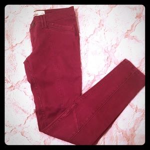 HOLLISTER Super Skinny Jeans